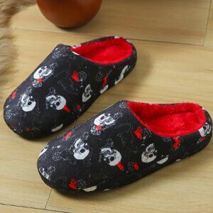 NWT SKULL PRINT SLIPPERS Sz 9-10